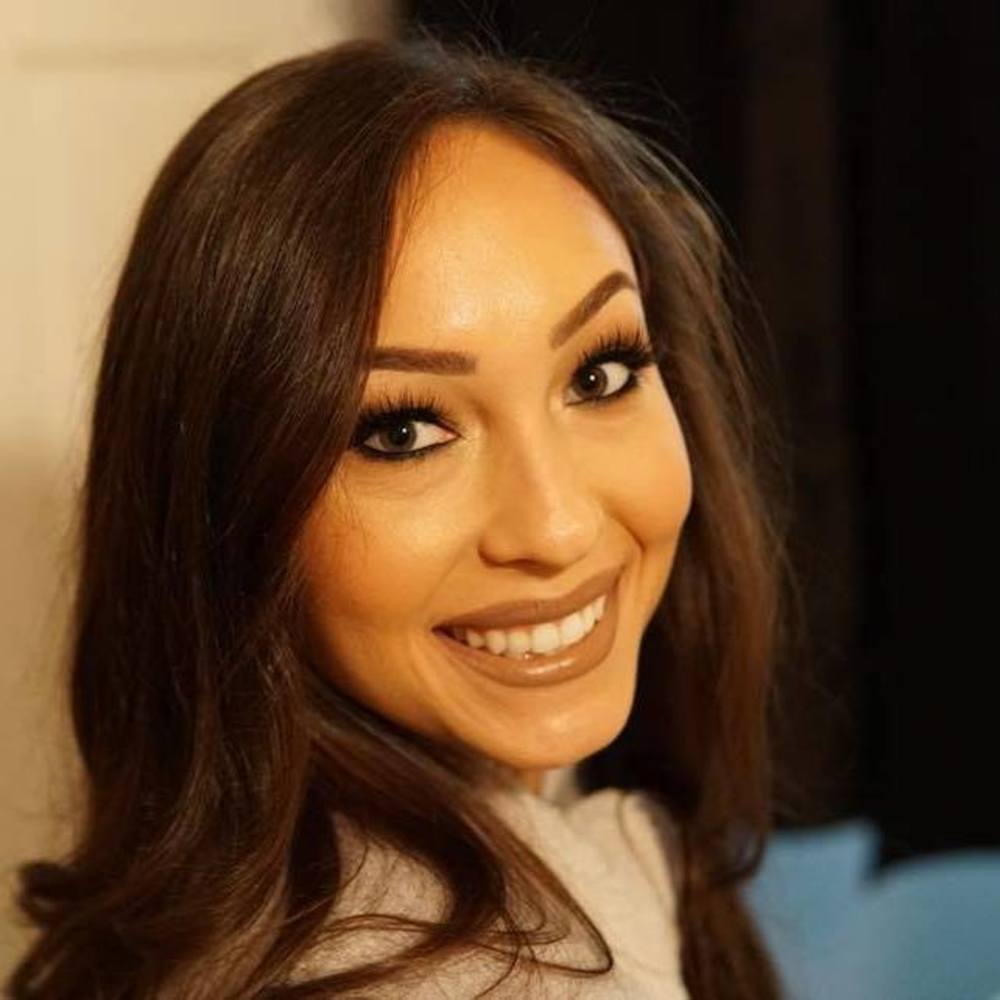 Meet your Posher, Hayley